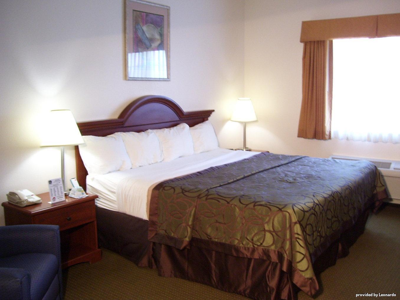 Best Western Plus Wakeeney Inn & Suites Esterno foto