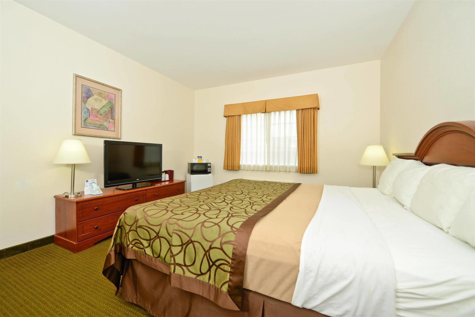 Best Western Plus Wakeeney Inn & Suites Esterno foto