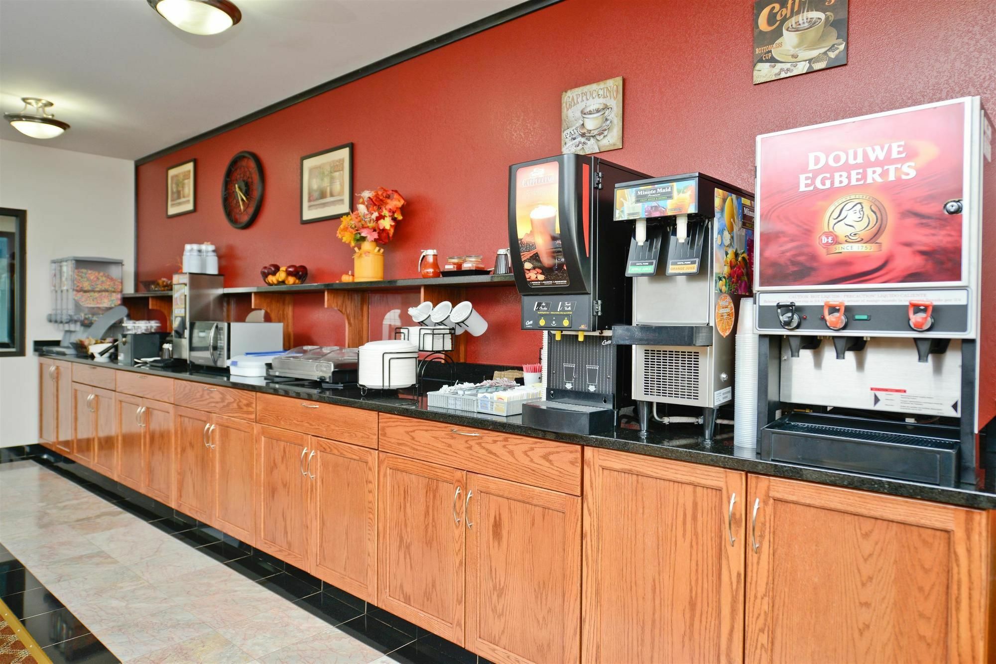 Best Western Plus Wakeeney Inn & Suites Esterno foto