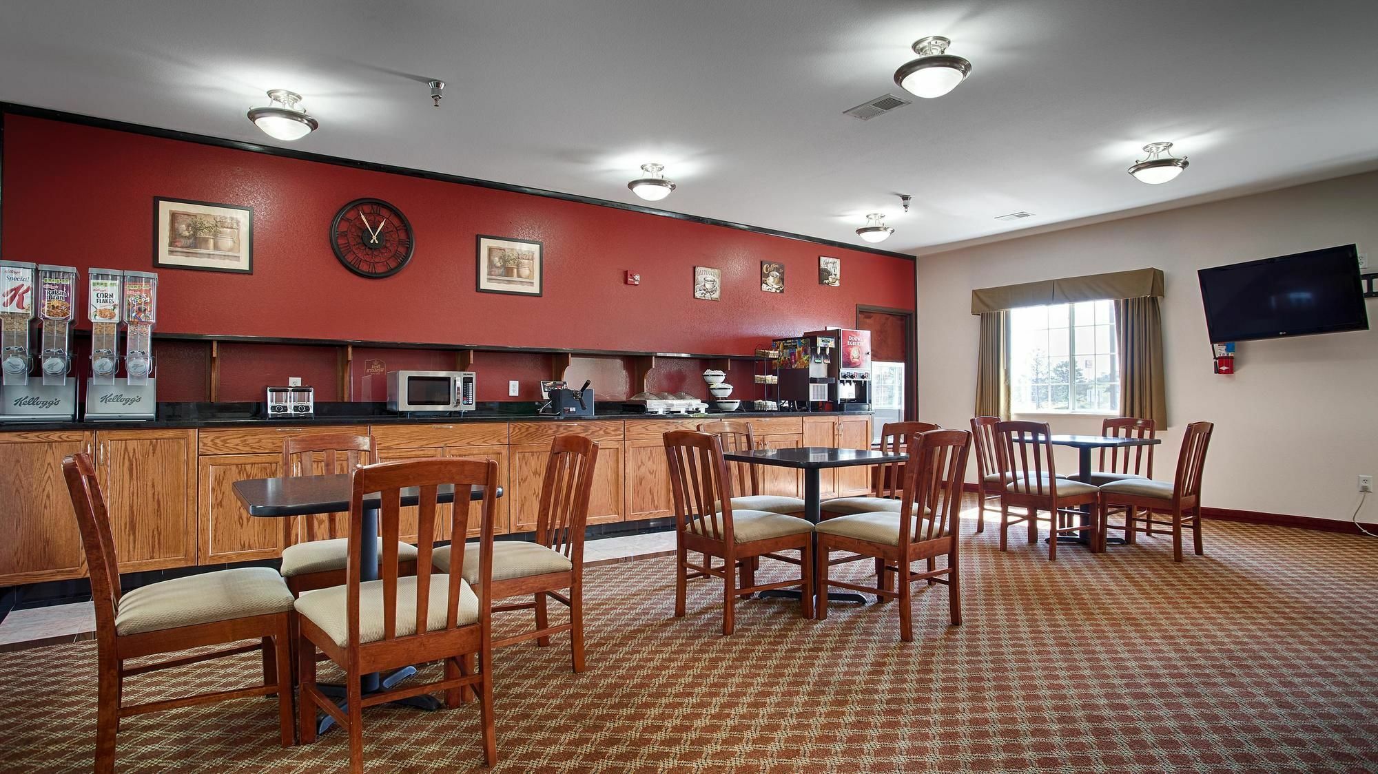 Best Western Plus Wakeeney Inn & Suites Esterno foto