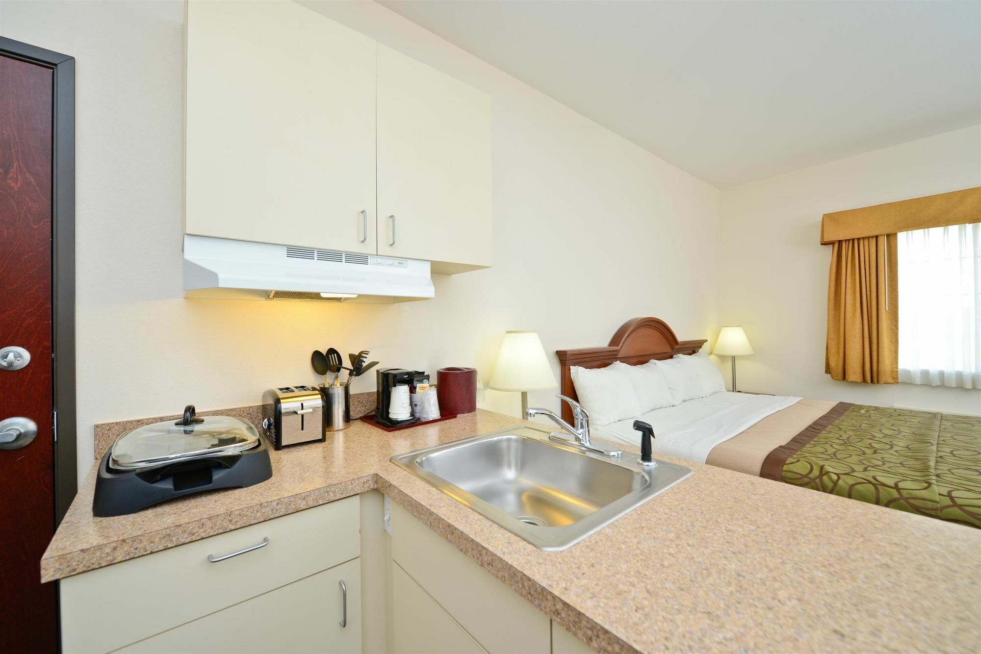 Best Western Plus Wakeeney Inn & Suites Esterno foto