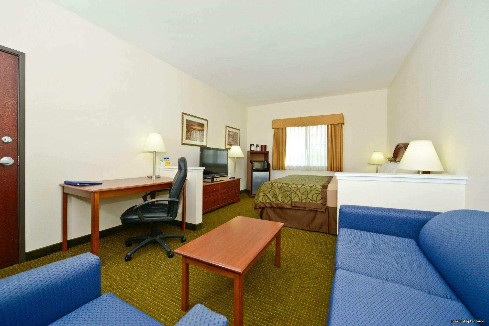 Best Western Plus Wakeeney Inn & Suites Esterno foto