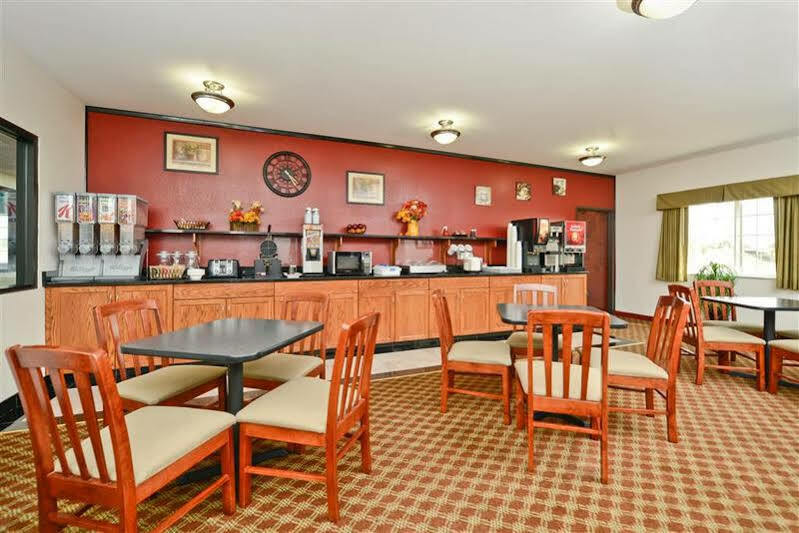 Best Western Plus Wakeeney Inn & Suites Esterno foto