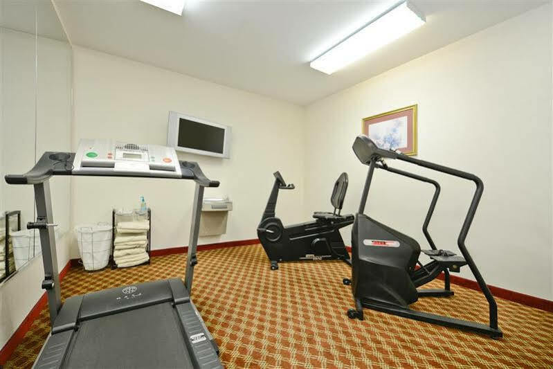 Best Western Plus Wakeeney Inn & Suites Esterno foto